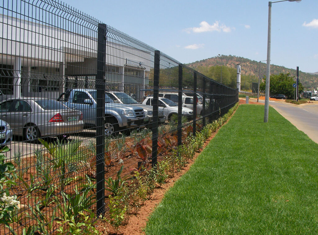 clear view fencing image